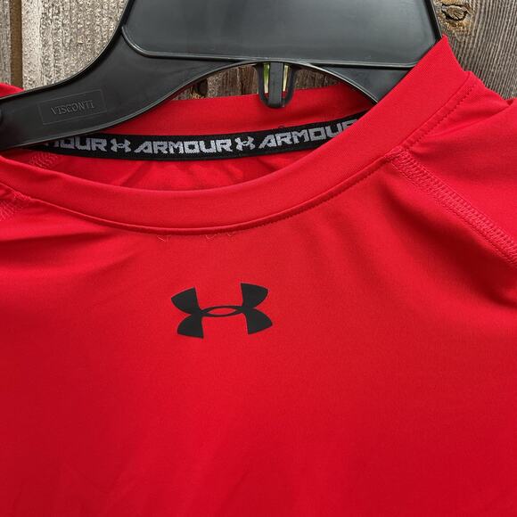 Under Armour Mens Red Long Sleeve Heat Gear Sz Small - Picture 1 of 5